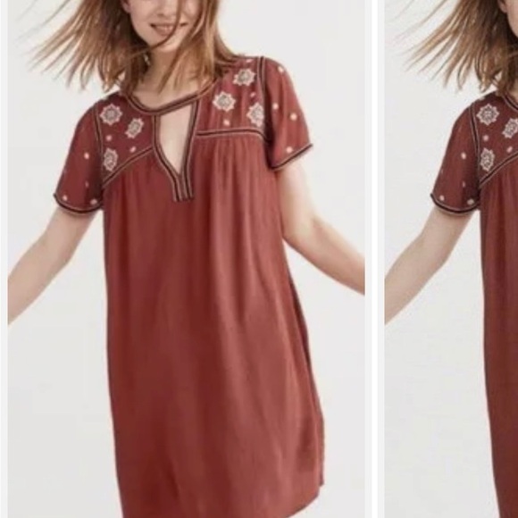 Abercrombie & Fitch | Embroidered Floral Boho Swing dress in Rust, Size M - Picture 16 of 16
